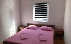 Apartmani Nerko