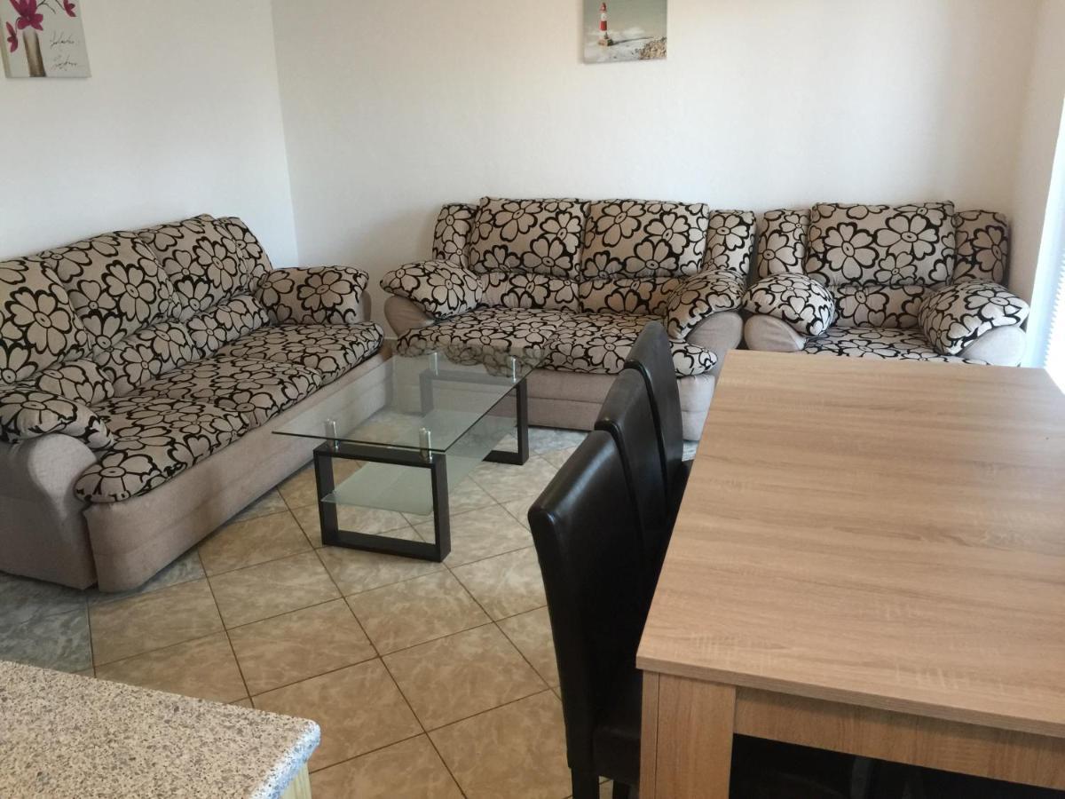 Apartmani Nerko Pag Town Exterior foto